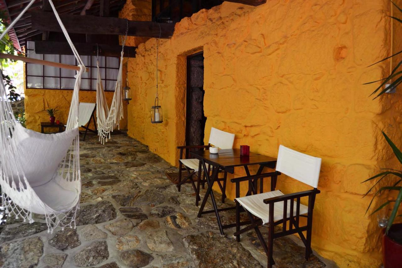 Casa Do Piano Guest House Longos Luaran gambar