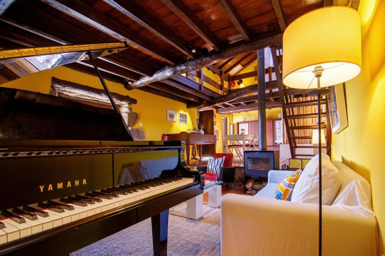 Casa Do Piano Guest House Longos Luaran gambar